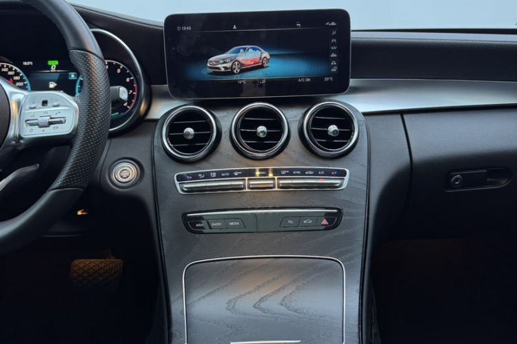 Used Mercedes-Benz C-Class 2020 C 260 L Sport Edition Interior 6