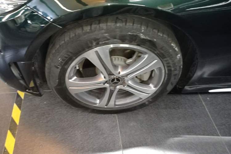 Used Mercedes-Benz C-Class 2020 C 260 L Sport Edition Left Front Wheel Hub