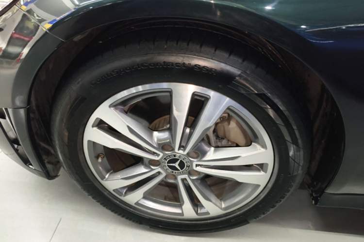 Used Mercedes-Benz C-Class 2020 Restyled C 200 L Fashion Edition Sport Version Left Front Wheel Hub