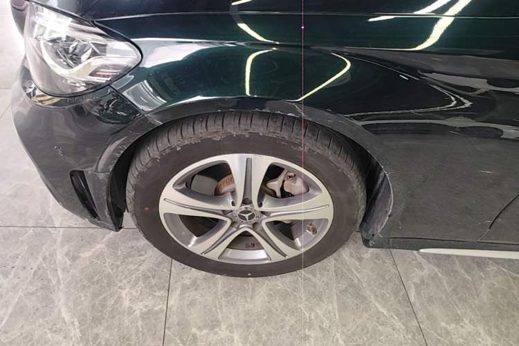 Used Mercedes-Benz C-Class 2020 Restyled C 260 L Sport Edition Left Front Wheel Hub
