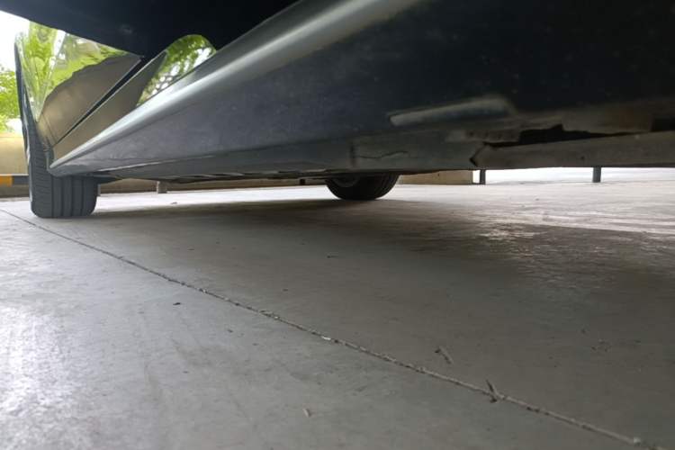 Used Mercedes-Benz C-Class 2020 Restyled C 260 L Sport Edition Left Side Sill