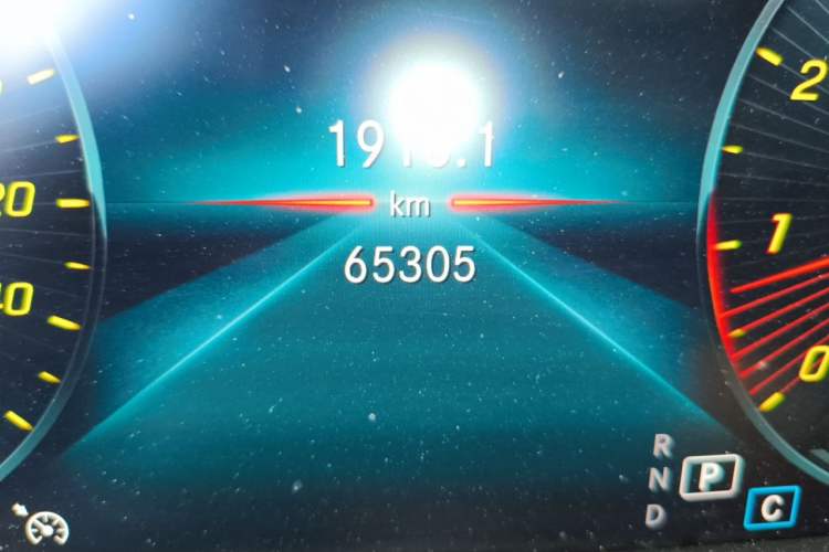 Used Mercedes-Benz C-Class 2020 Restyled C 260 L Sport Edition Odometer Close Up