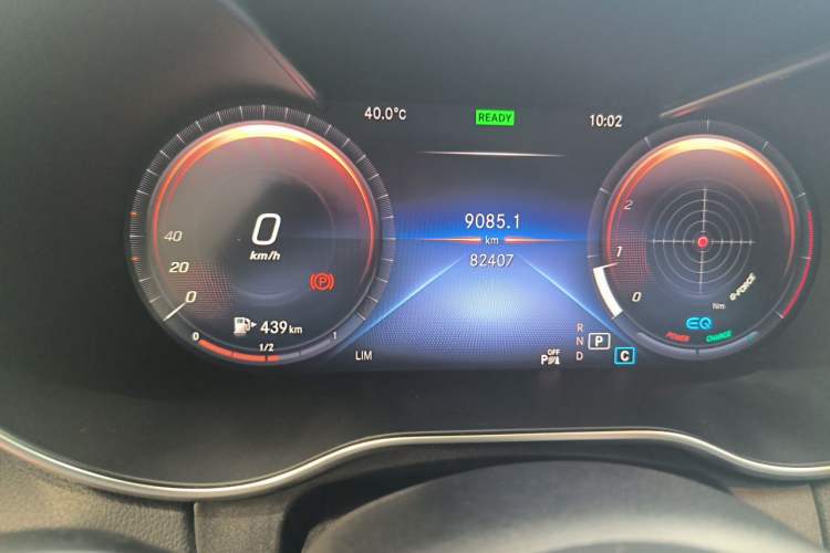Used Mercedes-Benz C-Class 2020 C 260 L Sport Edition Odometer Close Up