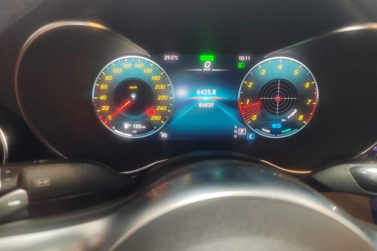 Used Mercedes-Benz C-Class 2020 Restyled C 260 L Sport Edition Odometer Close Up