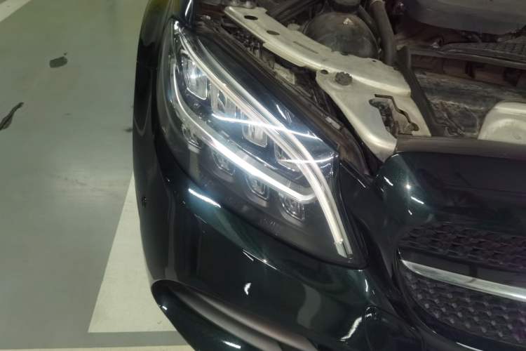 Used Mercedes-Benz C-Class 2020 Restyled C 260 Sport Edition Right Front Headlight