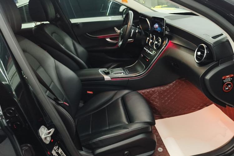 Used Mercedes-Benz C-Class 2020 Restyled C 200 L Fashion Edition Sport Version Right Front Seat