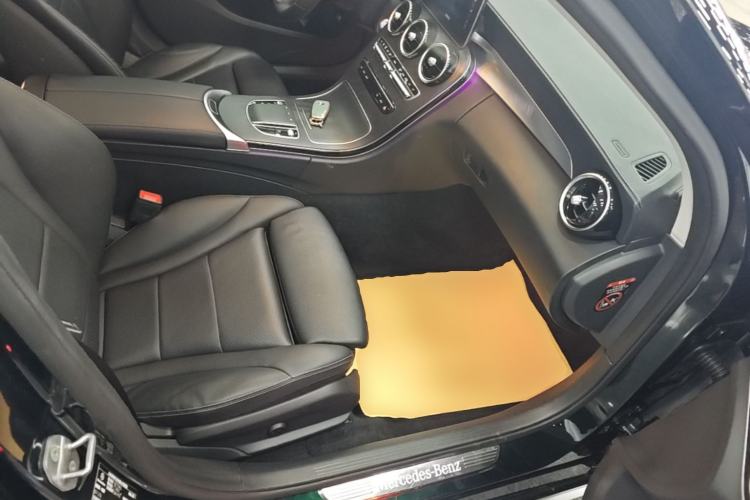 Used Mercedes-Benz C-Class 2020 Restyled C 260 L Sport Edition Right Front Seat