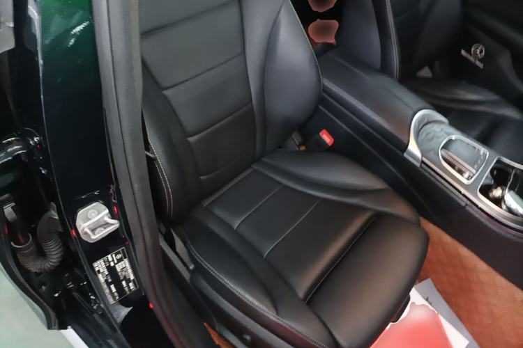 Used Mercedes-Benz C-Class 2020 C 200 L Fashion Edition Sport Version Right Front Seat