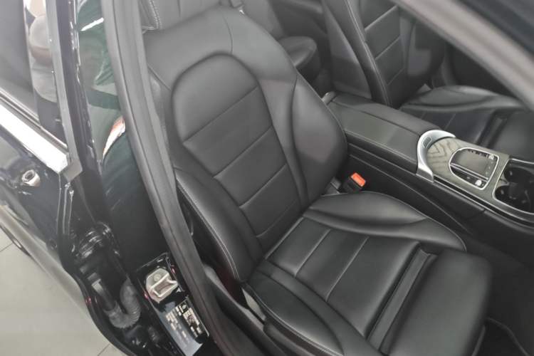 Used Mercedes-Benz C-Class 2020 Restyled C 260 L Sport Edition Right Front Seat
