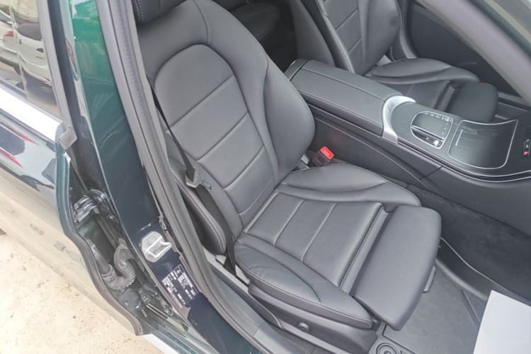 Used Mercedes-Benz C-Class 2020 Restyled C 260 L Sport Edition Right Front Seat