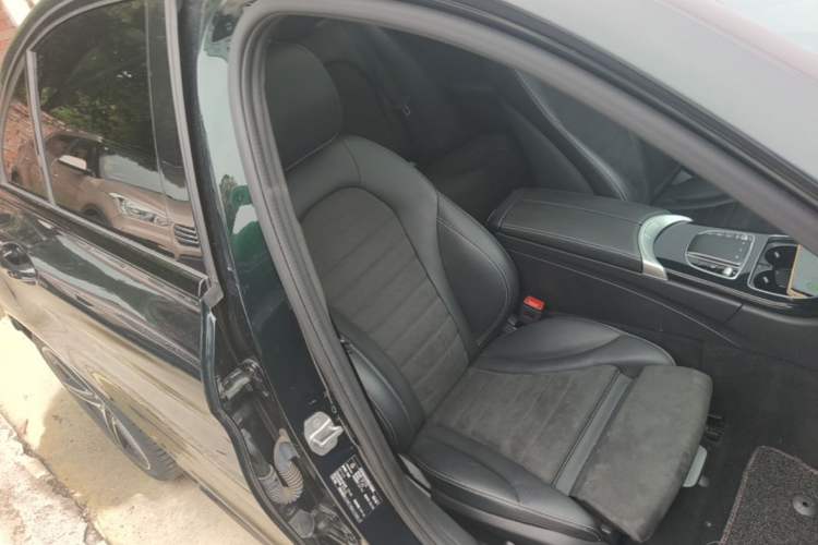 Used Mercedes-Benz C-Class 2020 Restyled C 260 Sport Edition Right Front Seat