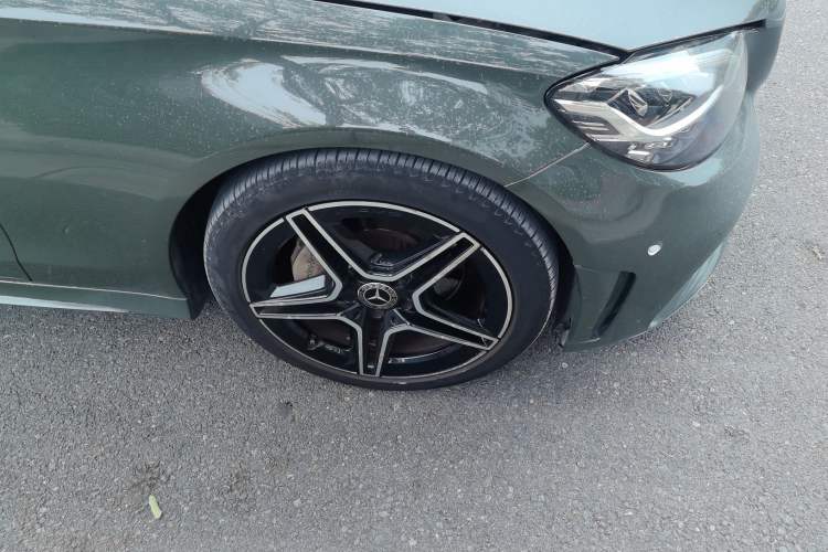 Used Mercedes-Benz C-Class 2020 C 260 Coupe Right Front Wheel Hub
