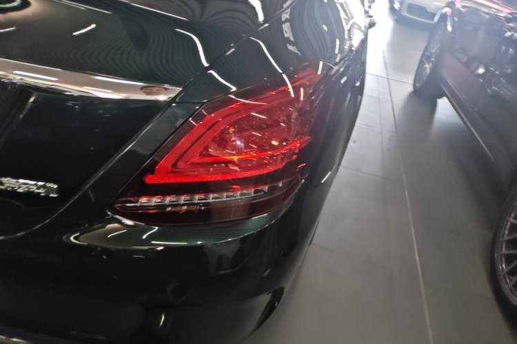 Used Mercedes-Benz C-Class 2020 Restyled C 260 L Sport Edition Right Rear Taillight
