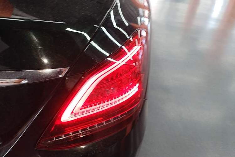 Used Mercedes-Benz C-Class 2020 Restyled C 260 L Sport Edition Right Rear Taillight