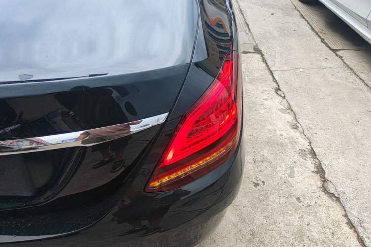 Used Mercedes-Benz C-Class 2020 Restyled C 260 L Sport Edition Right Rear Taillight