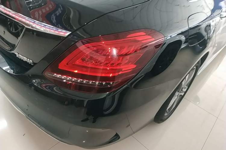 Used Mercedes-Benz C-Class 2020 Restyled C 260 L Sport Edition Right Rear Taillight