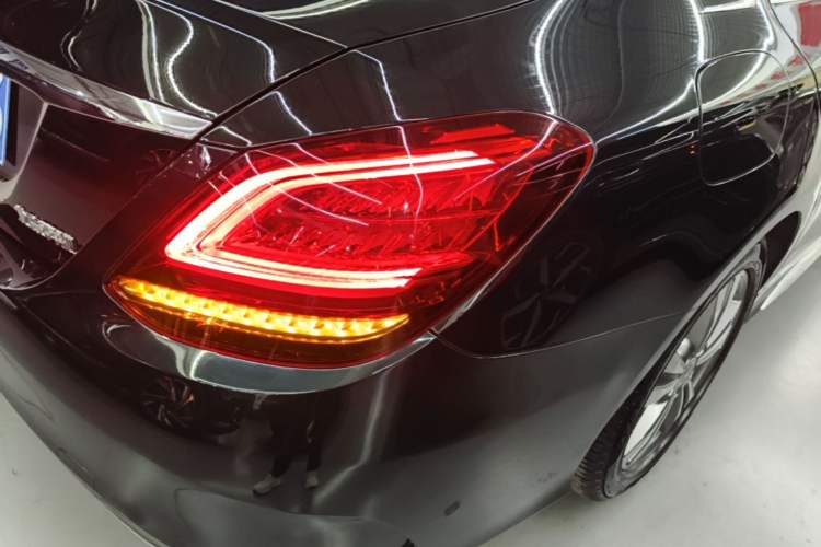 Used Mercedes-Benz C-Class 2020 Restyled C 200 L Fashion Edition Sport Version Right Rear Taillight