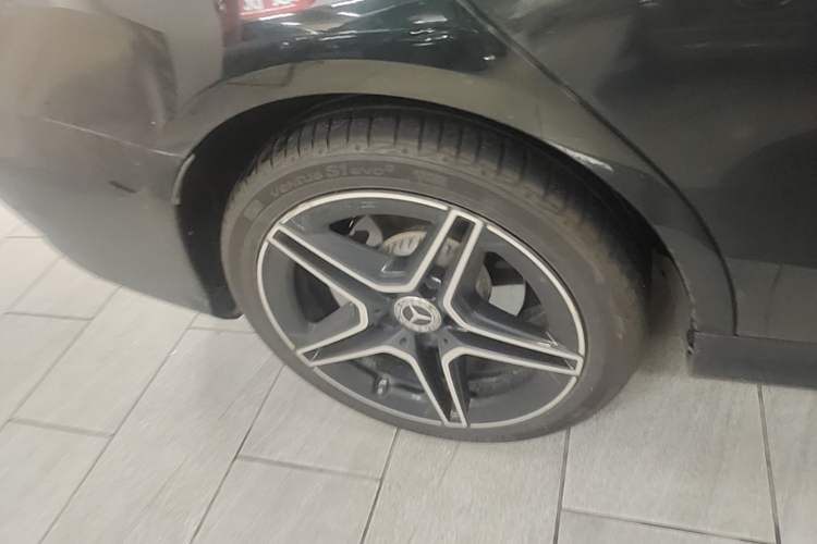 Used Mercedes-Benz C-Class 2020 Restyled C 260 L Sport Edition Right Rear Wheel Hub