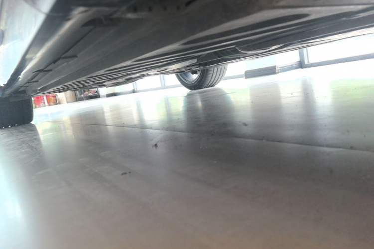 Used Mercedes-Benz C-Class 2020 Restyled C 260 L Sport Edition Right Side Sill