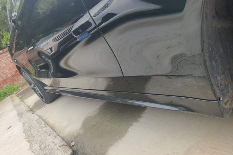 Used Mercedes-Benz C-Class 2020 Restyled C 260 Sport Edition Right Side Sill