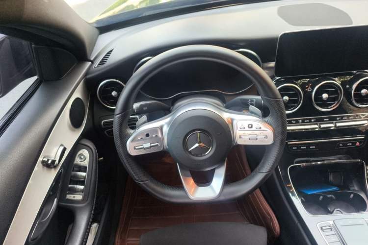 Used Mercedes-Benz C-Class 2020 Restyled C 260 Sport Edition Steering Wheel