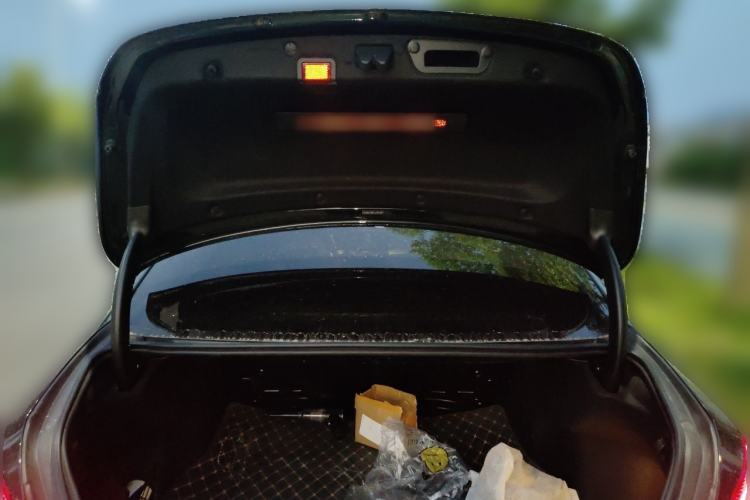 Used Mercedes-Benz C-Class 2020 Restyled C 200 L Fashion Edition Sport Version Trunk