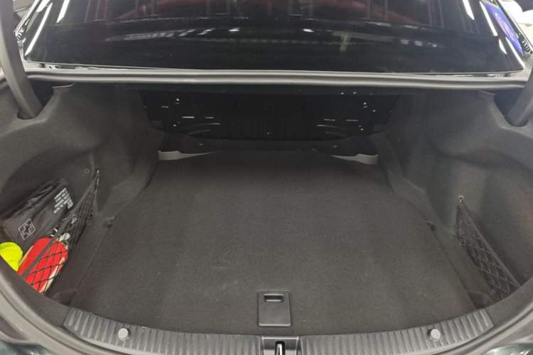Used Mercedes-Benz C-Class 2020 Restyled C 260 L Sport Edition Trunk