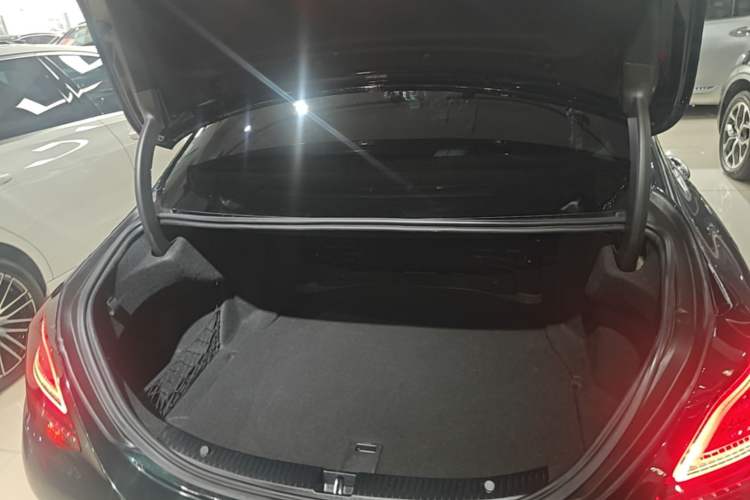 Used Mercedes-Benz C-Class 2020 Restyled C 200 L Fashion Edition Sport Version Trunk