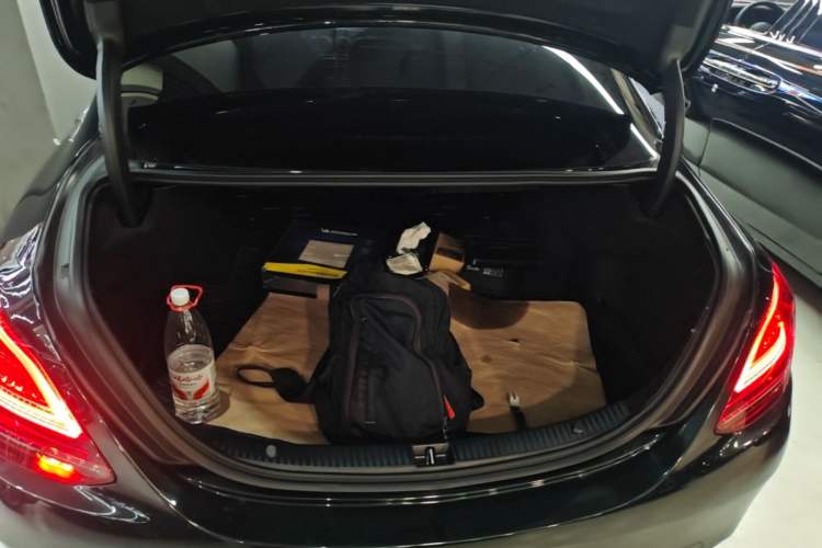Used Mercedes-Benz C-Class 2020 Restyled C 260 L Sport Edition Trunk