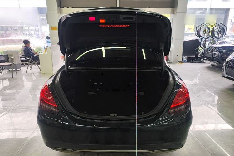 Used Mercedes-Benz C-Class 2020 Restyled C 260 L Sport Edition Trunk