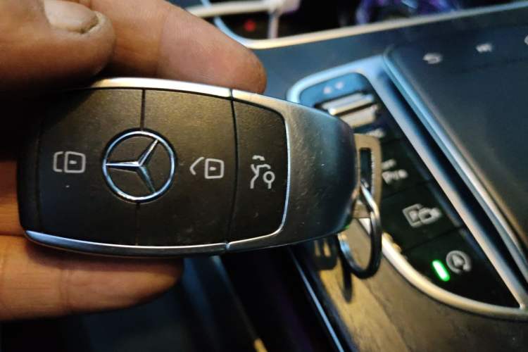 Used Mercedes-Benz C-Class 2020 Restyled C 200 L Fashion Edition Sport Version Vehicle Key