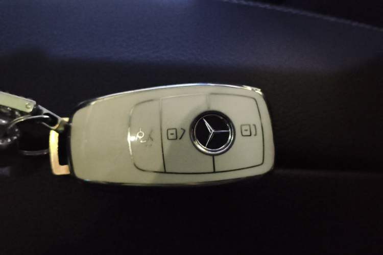 Used Mercedes-Benz C-Class 2020 C 260 L Sport Edition Vehicle Key