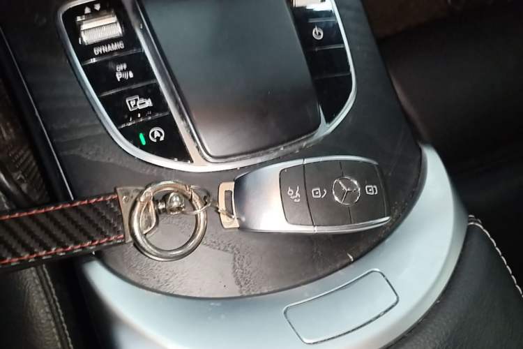 Used Mercedes-Benz C-Class 2020 Restyled C 260 L Sport Edition Vehicle Key
