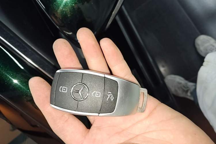 Used Mercedes-Benz C-Class 2020 C 260 L Sport Edition Vehicle Key