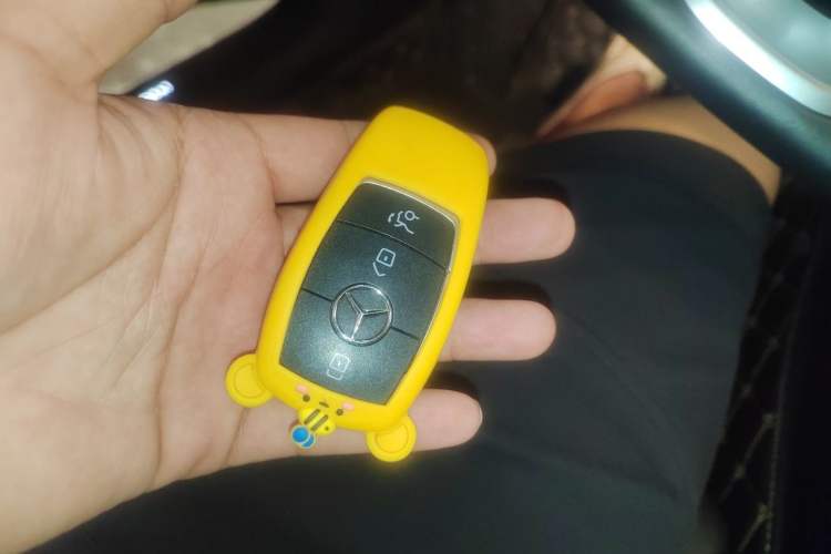 Used Mercedes-Benz C-Class 2020 Restyled C 260 L Sport Edition Vehicle Key
