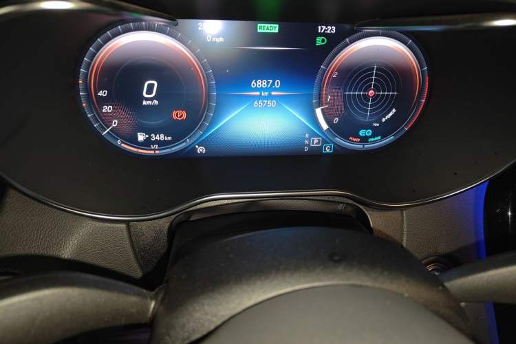 Used Mercedes-Benz C-Class 2020 Restyled C 260 Sport Edition Odometer Close Up