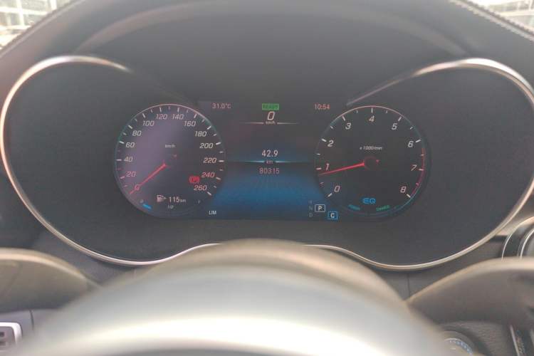 Used Mercedes-Benz C-Class 2020 C 260 L Sport Edition Odometer Close Up