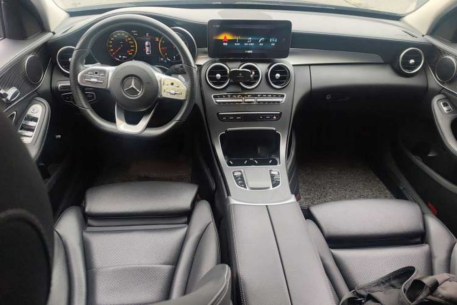 Used Mercedes-Benz C-Class 2020 Restyled C 200 L Fashion Edition Sport Version Center Console