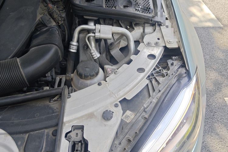 Used Mercedes-Benz C-Class 2020 C 260 L Sport Edition Engine Bay Left