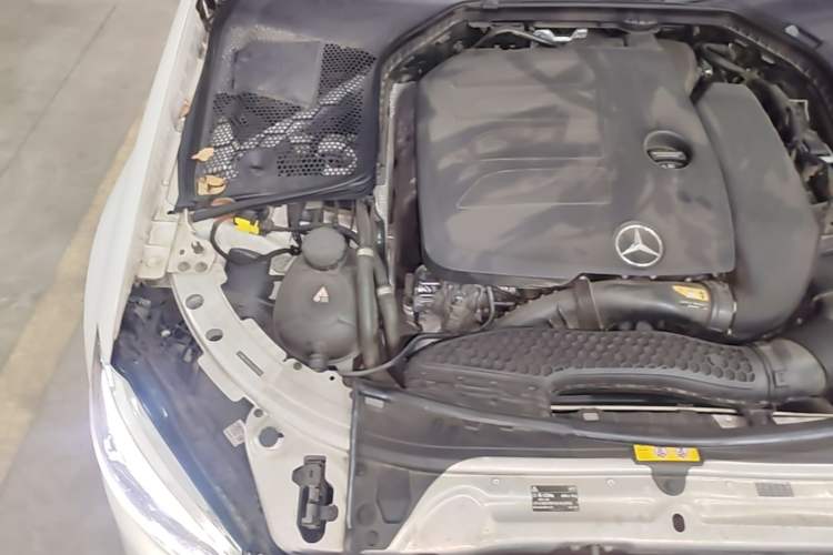 Used Mercedes-Benz C-Class 2020 C 260 L Sport Edition Engine Bay Right
