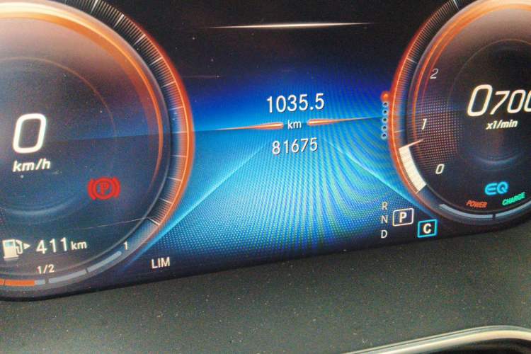 Used Mercedes-Benz C-Class 2020 Restyled C 260 Sport Edition Odometer Close Up