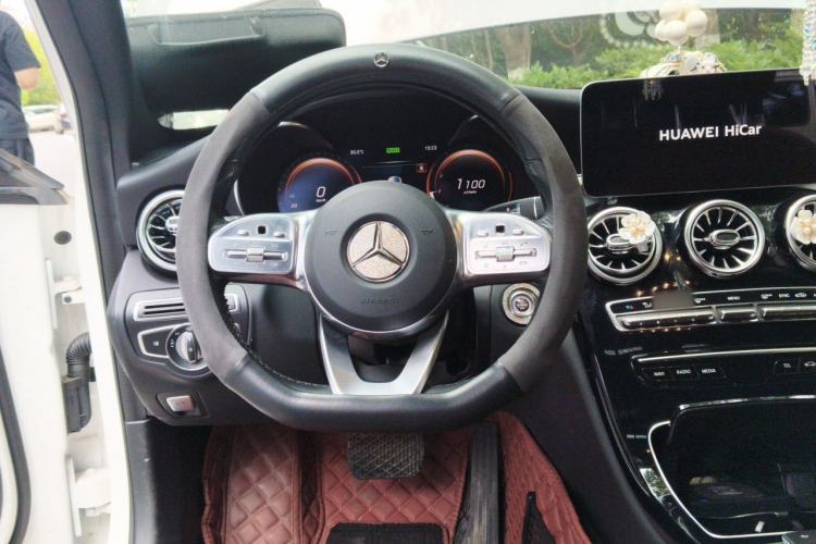 Used Mercedes-Benz C-Class 2020 Restyled C 260 Sport Edition Steering Wheel