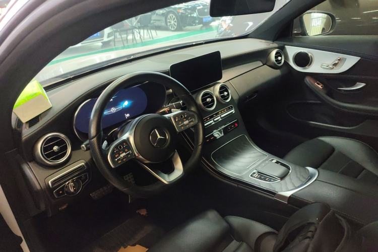 Used Mercedes-Benz C-Class 2020 C 260 Coupe Center Console