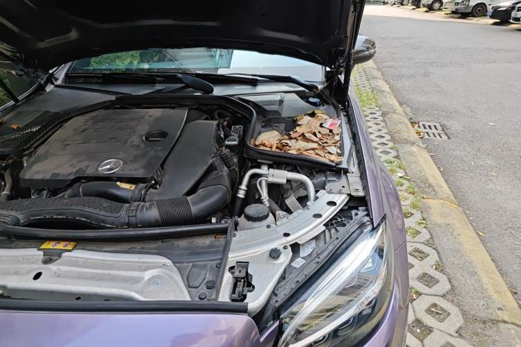 Used Mercedes-Benz C-Class 2020 C 260 Coupe Engine Bay Left