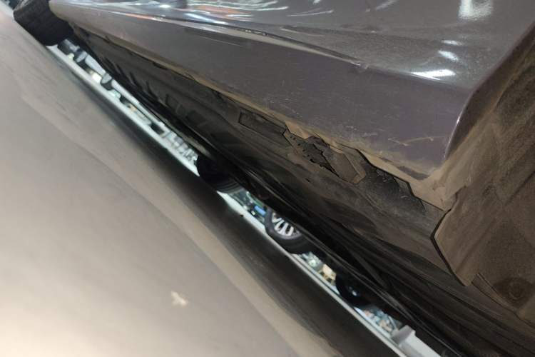 Used Mercedes-Benz C-Class 2020 C 260 Coupe Left Side Sill