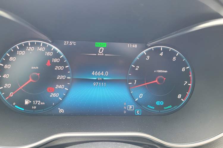 Used Mercedes-Benz C-Class 2020 C 260 L Sport Edition Odometer Close Up