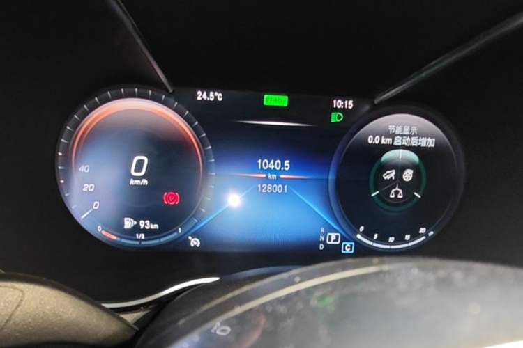 Used Mercedes-Benz C-Class 2020 Restyled C 260 L Sport Edition Odometer Close Up