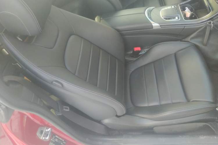 Used Mercedes-Benz C-Class 2020 C 260 Coupe Right Front Seat