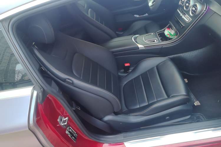 Used Mercedes-Benz C-Class 2020 C 260 Coupe Right Front Seat