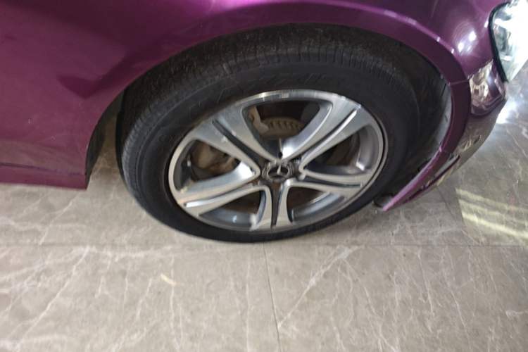 Used Mercedes-Benz C-Class 2020 Restyled C 260 L Sport Edition Right Front Wheel Hub